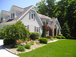 Landscapers and Lawncare Services in Franklin, OH